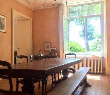 Sainte-Croix-Du-Mont House | 300 m² House ∙ 4 bedrooms ∙ 9 guests