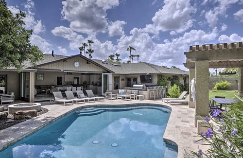 Woodleaf House | 300 m² House ∙ 5 bedrooms ∙ 12 guests