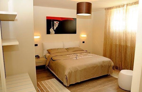 Pozzolengo House | 300 m² House ∙ 6 bedrooms ∙ 12 guests