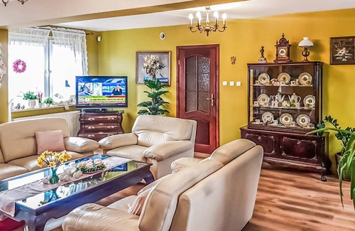 Tuchola House | 300 m² Maisonette ∙ 2 bedrooms ∙ 4 guests