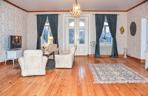 Varmlands Nysater House | 300 m² House ∙ 5 bedrooms ∙ 10 guests