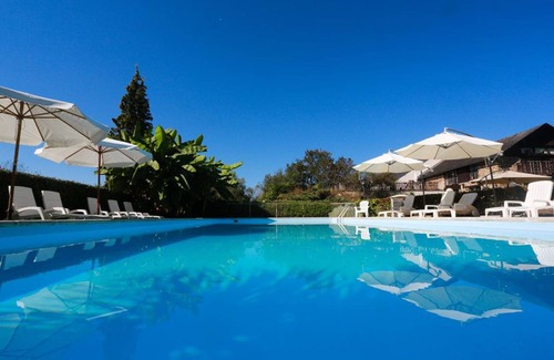 Haut-de-Bosdarros Villa | 300 m² Villa ∙ 8 bedrooms ∙ 16 guests
