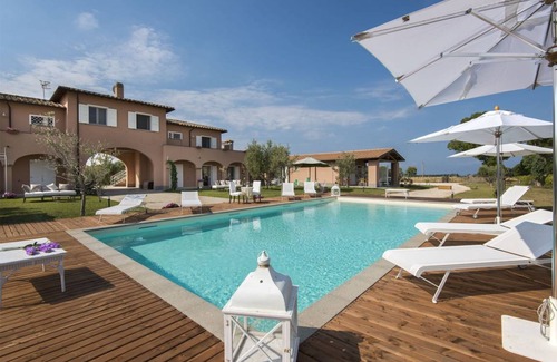 Marina Velca Villa | 300 m² Villa ∙ 11 bedrooms ∙ 24 guests