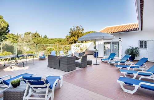 Santa Eulalia Villa | 300 m² Villa ∙ 4 bedrooms ∙ 12 guests
