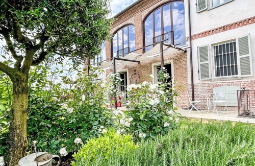 Portacomaro Villa | 300 m² Villa ∙ 5 bedrooms ∙ 10 guests