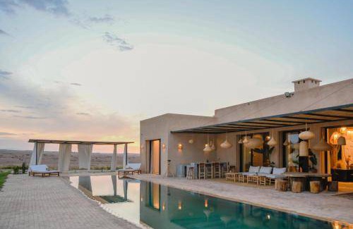 Oumnass Villa | 300 m² Villa ∙ 5 bedrooms ∙ 8 guests
