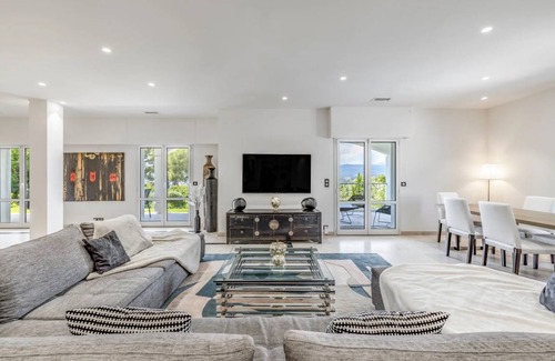Les Baraques Villa | 300 m² Villa ∙ 6 bedrooms ∙ 12 guests