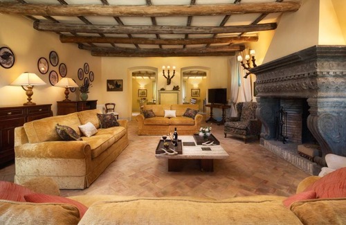 Gallese Villa | 300 m² Villa ∙ 6 bedrooms ∙ 12 guests