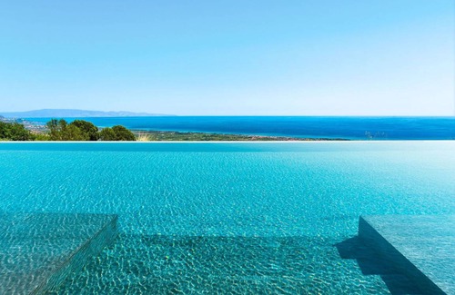 Mascali Villa | 300 m² Villa ∙ 6 bedrooms ∙ 14 guests