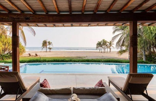Barra de Colotepec Villa | 3000 m² Villa ∙ 6 bedrooms ∙ 17 guests