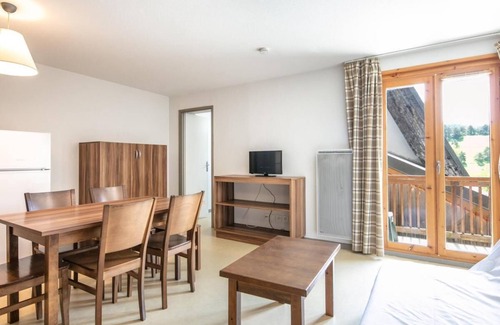 Gresse-en-Vercors Apartment | 300m from shops, fitness, parking, tv, 28-42m², Gresse en Vercors