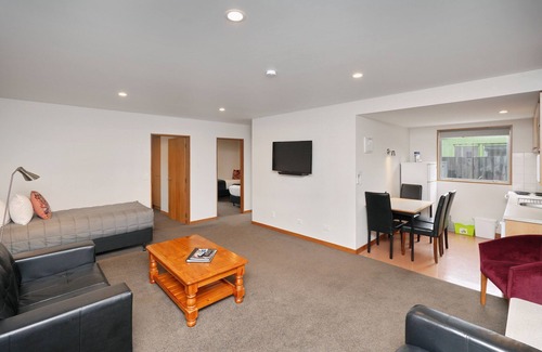 Upper Riccarton Hotel | 306 Motel Apartments