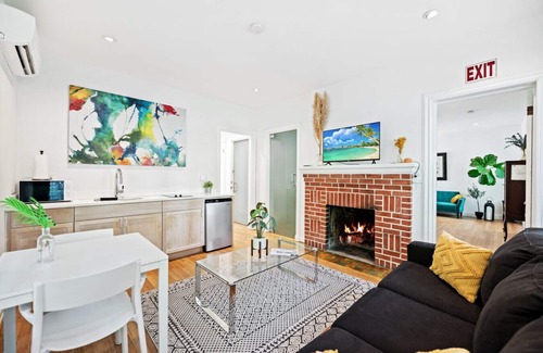 Douglas Apartment | 306 · Newly Renovated one-bdr with Patio