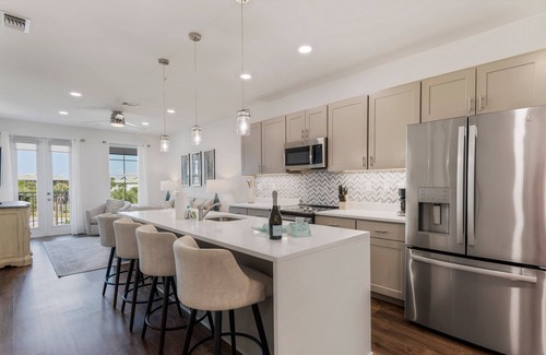 Gulf Place Condo | 30A Endless Summer by AvantStay | 1 Block to Beach | Pool + Tennis