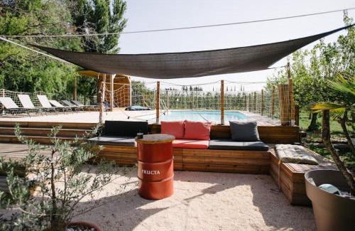 Althen-des-Paluds House | 30m2 suite in 18th-century Provencal farmhouse