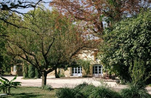 Althen-des-Paluds House | 30m2 suite in 18th-century Provencal farmhouse