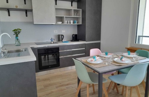 Levo Apartment | 3½-room corner apartment with 2 balconies and wonderful lake view