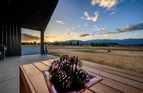 Ben Ohau House | 31 on Boundary
