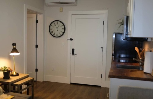 Downtown San Jose Apartment | 312-1 Bedroom Apt in San Jose. Pedestrian's Dream!