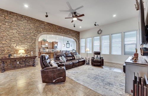 Queen Creek House | 317 m² House ∙ 3 bedrooms ∙ 6 guests