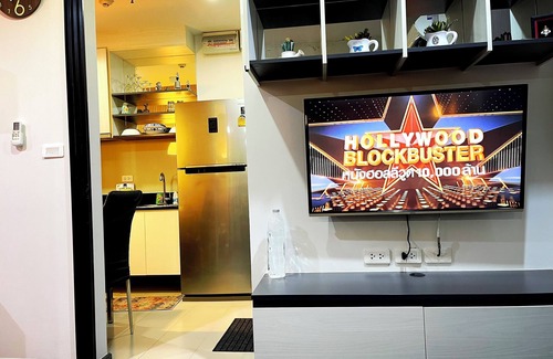 Phra Khanong Nuea Condo | 31st floor Pocket Garden Octopus Suite +City Views,1 min to Mall,Starbucks,Food
