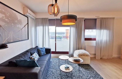 Saint Michel - Mairie Apartment | 32 m² Apartment ∙ 1 bedroom ∙ 4 guests
