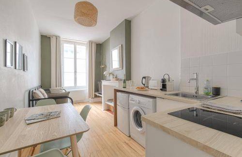Part Dieu - Bir Hakeim Apartment | 32 m² Apartment ∙ 1 bedroom ∙ 4 guests