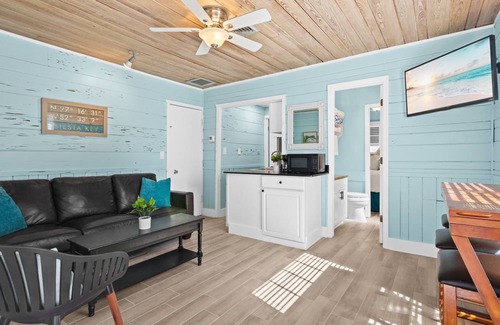 Siesta Key Village Hotel | 32 m² Hotel ∙ 1 bedroom ∙ 4 guests