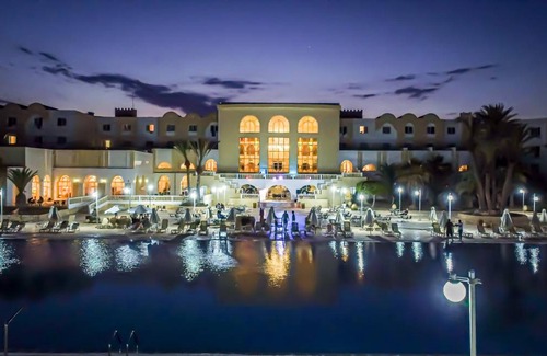 Aghir Hotel | 32 m² Hotel ∙ 127 guests
