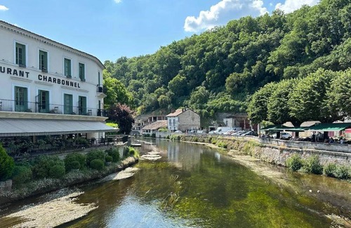Brantome-en-Perigord House | 32 m² Mobile home ∙ 2 bedrooms ∙ 4 guests