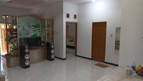 Ngaglik House | 320 m² House ∙ 3 bedrooms ∙ 25 guests