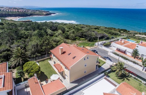 Ericeira Villa | 320 m² Villa ∙ 5 bedrooms ∙ 12 guests