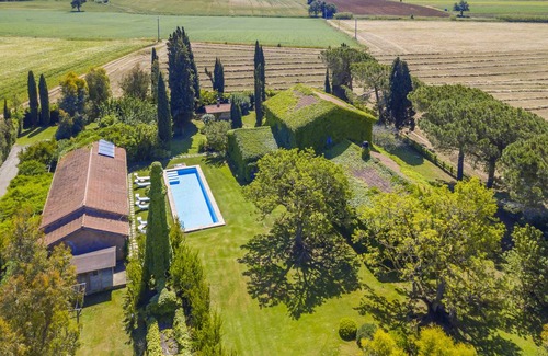 Tarquinia Villa | 320 m² Villa ∙ 6 bedrooms ∙ 12 guests