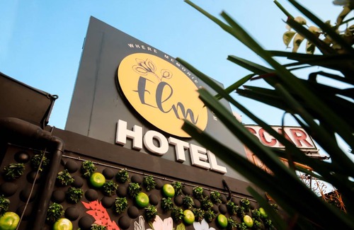 Sector 5 Hotel | 322 m² Hotel ∙ 2 guests
