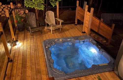 Mont-Tremblant Bed & Breakfast | 325 m² Bed and breakfast ∙ 4 bedrooms ∙ 10 guests