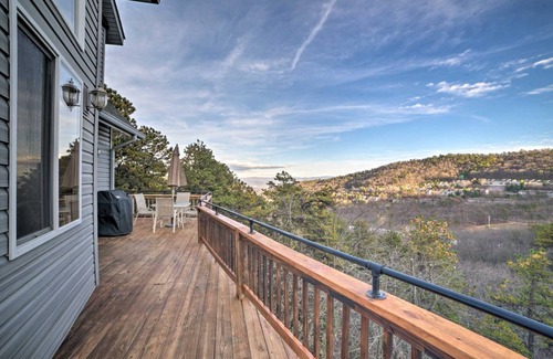 McGaheysville House | 325 m² House ∙ 5 bedrooms ∙ 12 guests