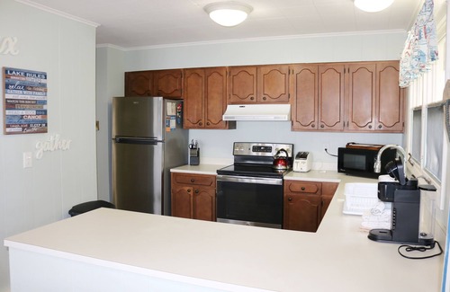 Ashville House | 3256 Chautauqua Avenue-Chautauqua Lakefront Rental in Cheney Point!