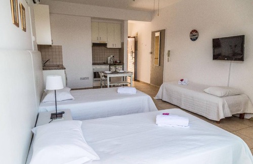 Paphos Apartment | 33 m² Apartment ∙ 3 guests