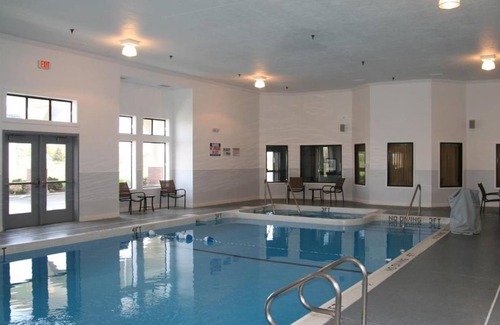 Birch Run Hotel | 33 m² Hotel ∙ 127 guests
