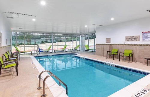 Lakeway Hotel | 33 m² Hotel ∙ 127 guests