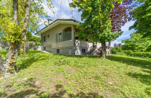 Agliano Terme House | 330 m² House ∙ 2 bedrooms ∙ 8 guests