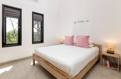 Kalibukbuk Villa | 3300 m² Villa ∙ 3 bedrooms ∙ 6 guests