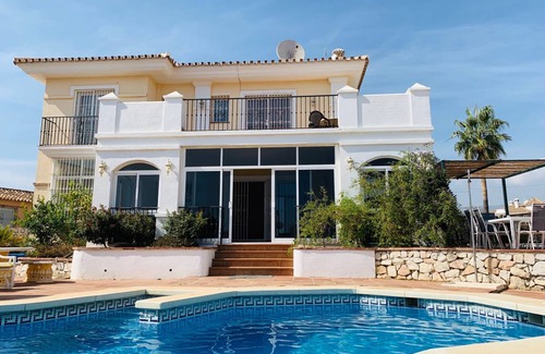 El Faro Villa | 333 m² Villa ∙ 5 bedrooms ∙ 10 guests