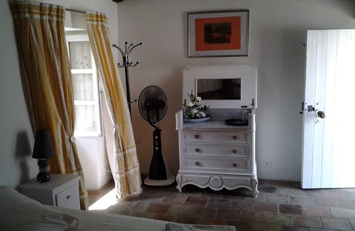 Rousson Bed & Breakfast | 33m² guest room with Italian shower and separate WC