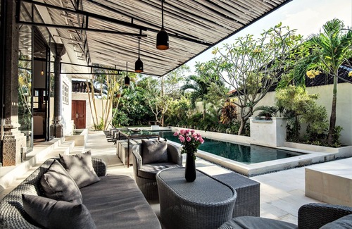 Kerobokan Villa | ❤️-35% 3BR Private Pool Villa | 5" ride BEACH