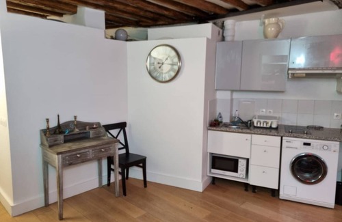 8th Arrondissement Apartment | 35 m² Apartment ∙ 1 bedroom ∙ 4 guests