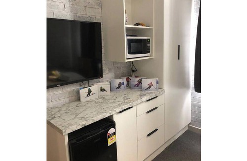 Hotham Heights Apartment | 35 m² Apartment ∙ 1 bedroom ∙ 4 guests