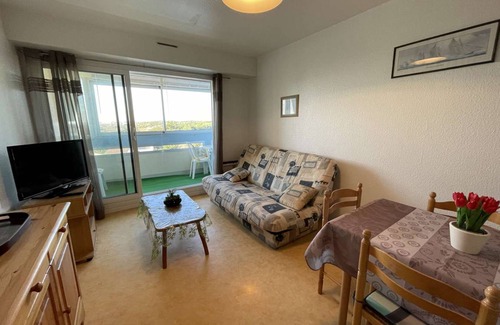 Mouchamps Apartment | 35 m² Apartment ∙ 1 bedroom ∙ 4 guests