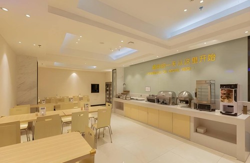 Yufeng District Hotel | 35 m² Hotel ∙ 2 bedrooms ∙ 5 guests