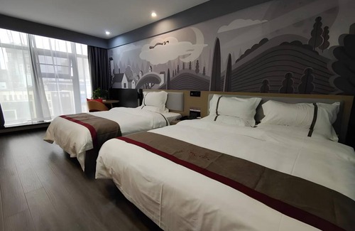 Bijiang District Hotel | 35 m² Hotel ∙ 2 bedrooms ∙ 4 guests